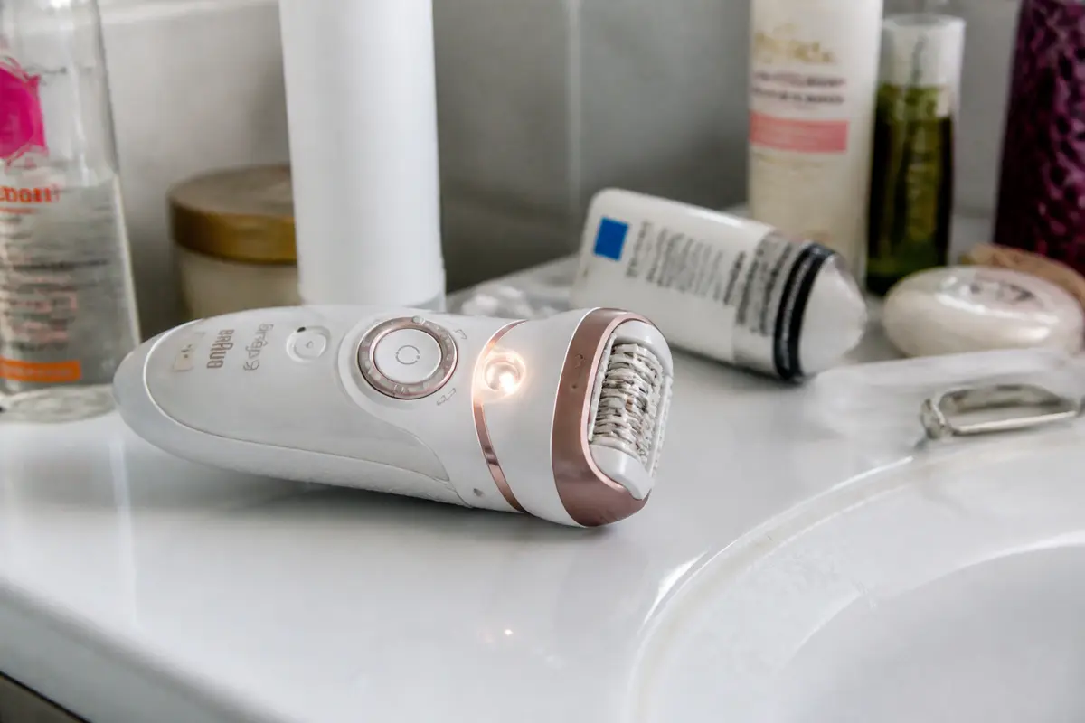 Avis dermatologue sur l’épilateur électrique : Efficace ou dangereux ?